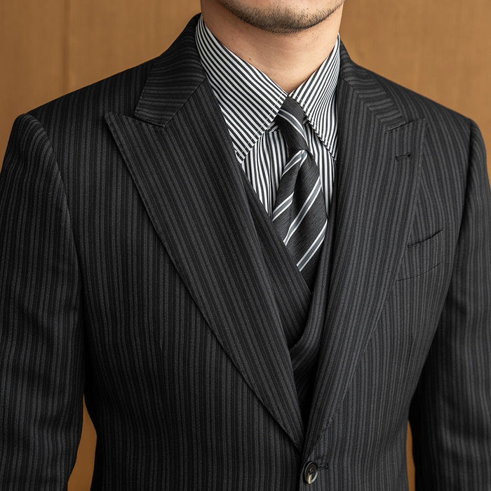 Blazer de dos botones a rayas gris oscuro