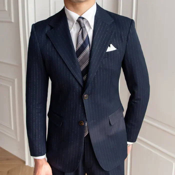Blazer risca de giz com dois botões LS037